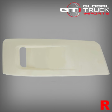 Bumper Corner R/H - Mitsubishi Heavy 2012 to 2021