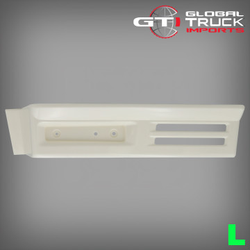 Step Garnish L/H - Mitsubishi Heavy 2012 to 2021