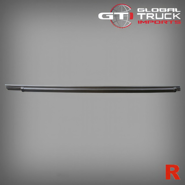 Window Moulding Outer R/H - Hino Pro 500 700 Series 2003 On
