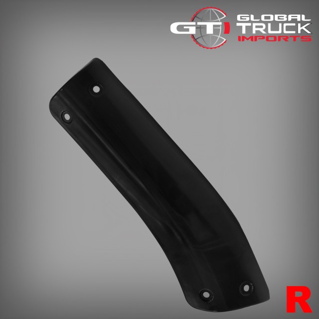 Fender Garnish R/H - Mitsubishi Fighter FM FN 2011 On